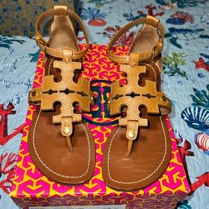 Tory Burch Flat *7*